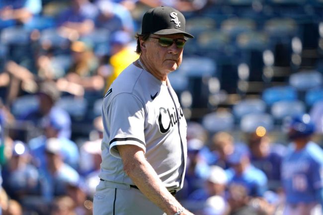 Baseball Fans Are Questioning Tony La Russa Abilities After He Needed Coaching Tips From A White Sox Fan